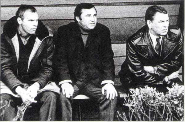 Тренерский штаб «Локомотива»-1982. Справа налево: Александр Севидов (старший тренер), тренеры Борис Петров и Валерий Стаферов